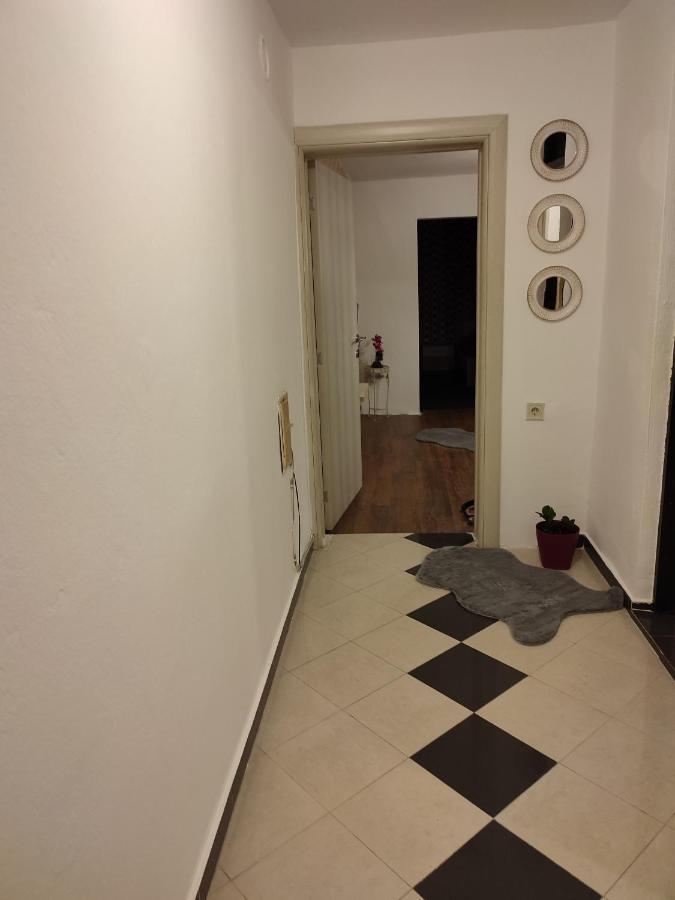 V&J Apartments Ποντγορίτσα Εξωτερικό φωτογραφία