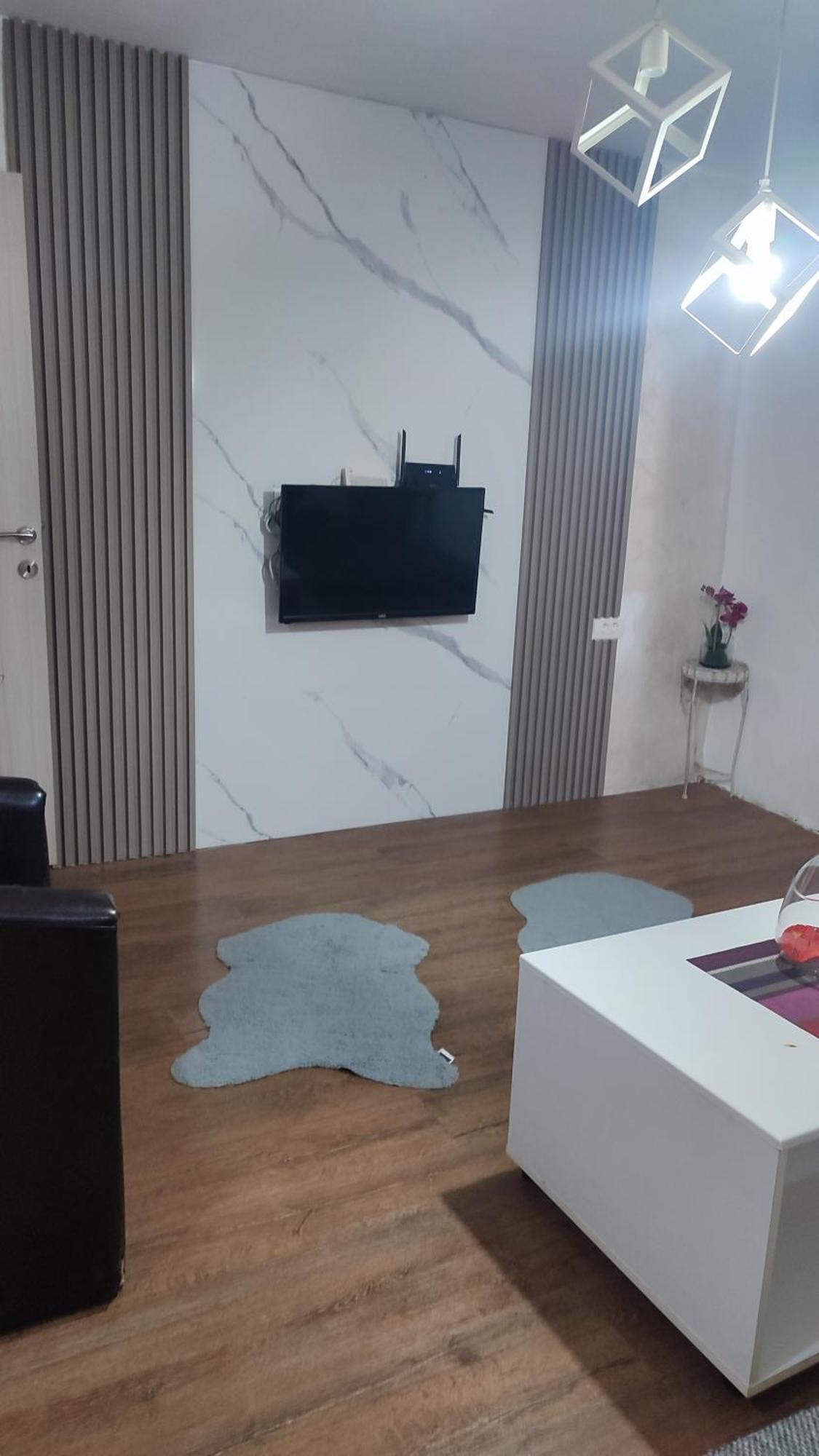 V&J Apartments Ποντγορίτσα Εξωτερικό φωτογραφία