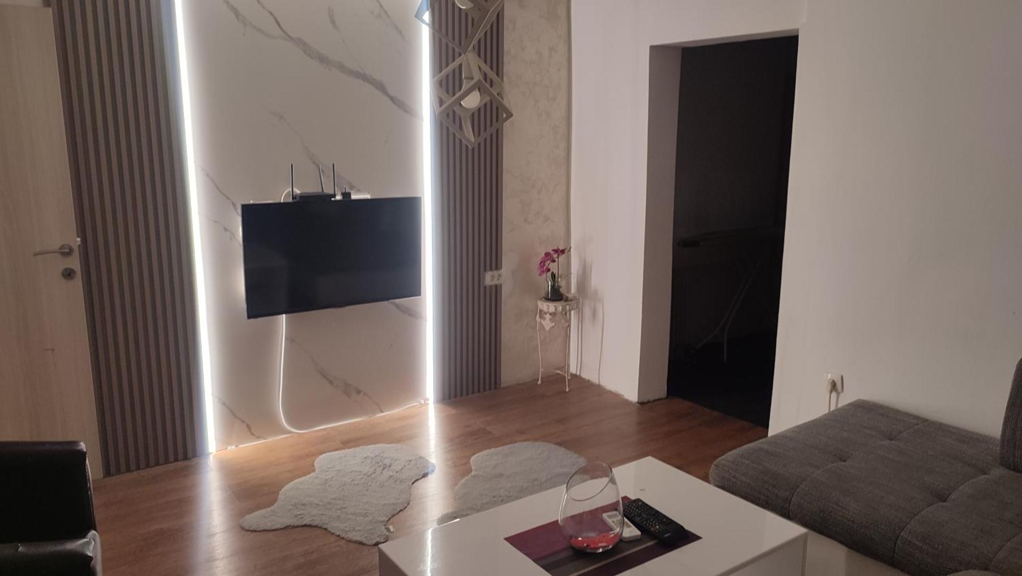 V&J Apartments Ποντγορίτσα Εξωτερικό φωτογραφία